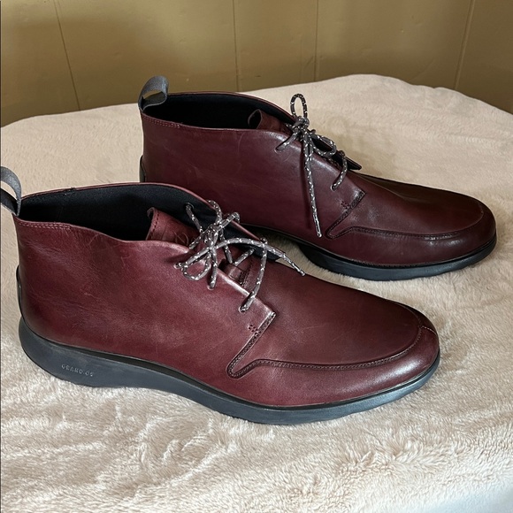 Cole Haan 3.Zero Grand  Men\'s Burgundy Leather Shoes size 11 1/2 Medium Like New
